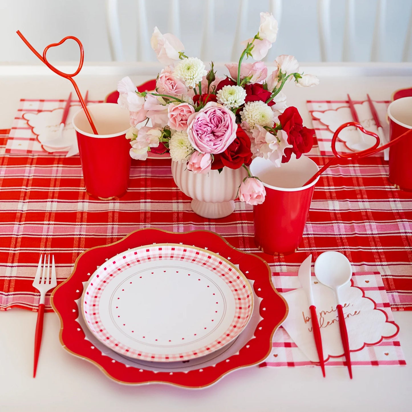 Platos Grande Valentine