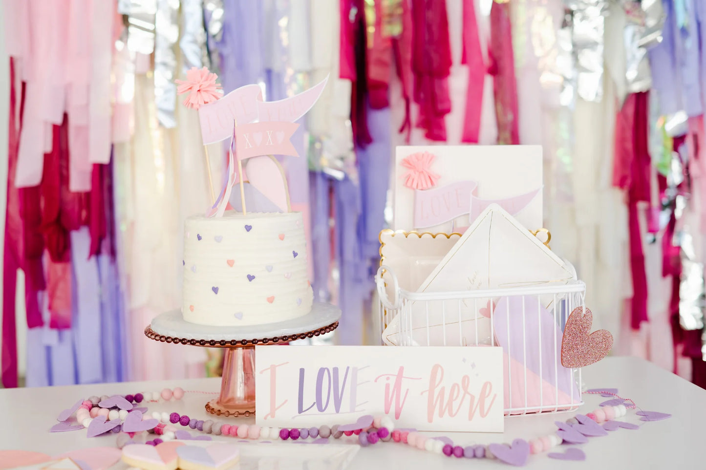 OCCASIONS BY SHAKIRA - VALENTINE PENNANT FLAGS